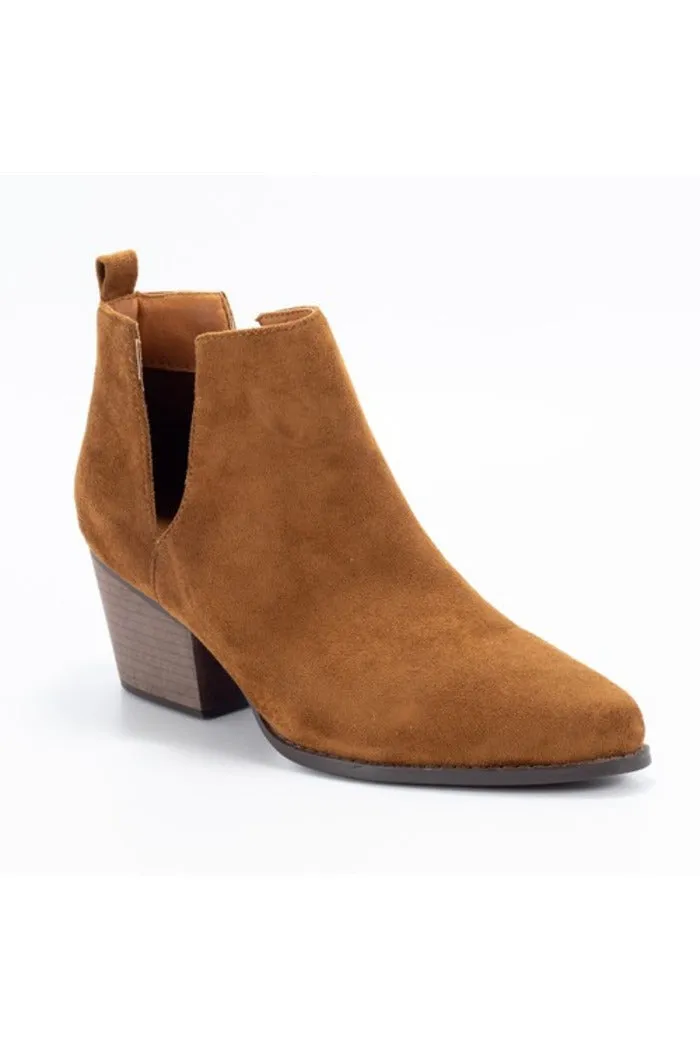 ANKLE BOOTIES