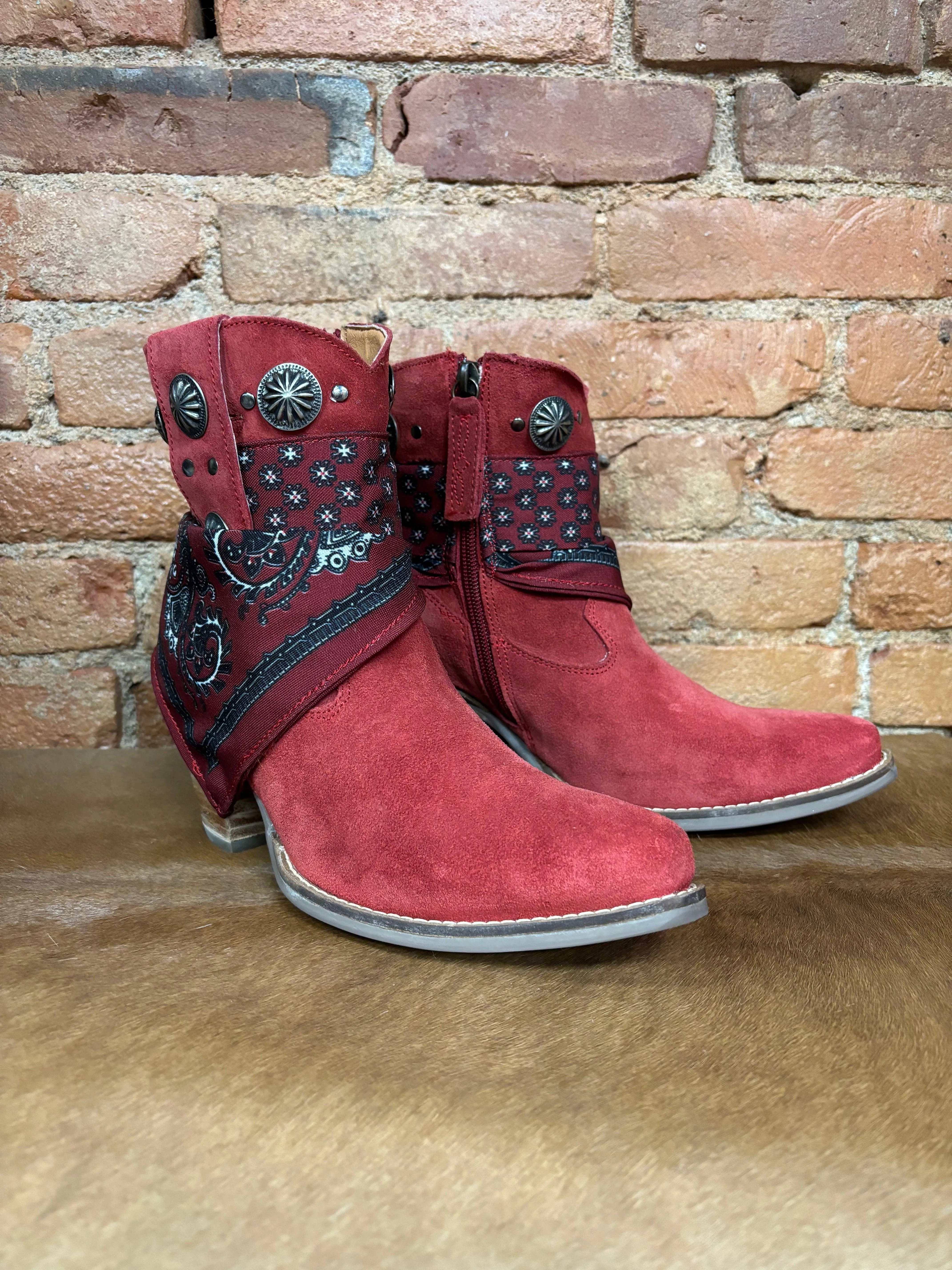 Dingo Women's Red Bandida Cowgirl Ankle Booties DI184-RED