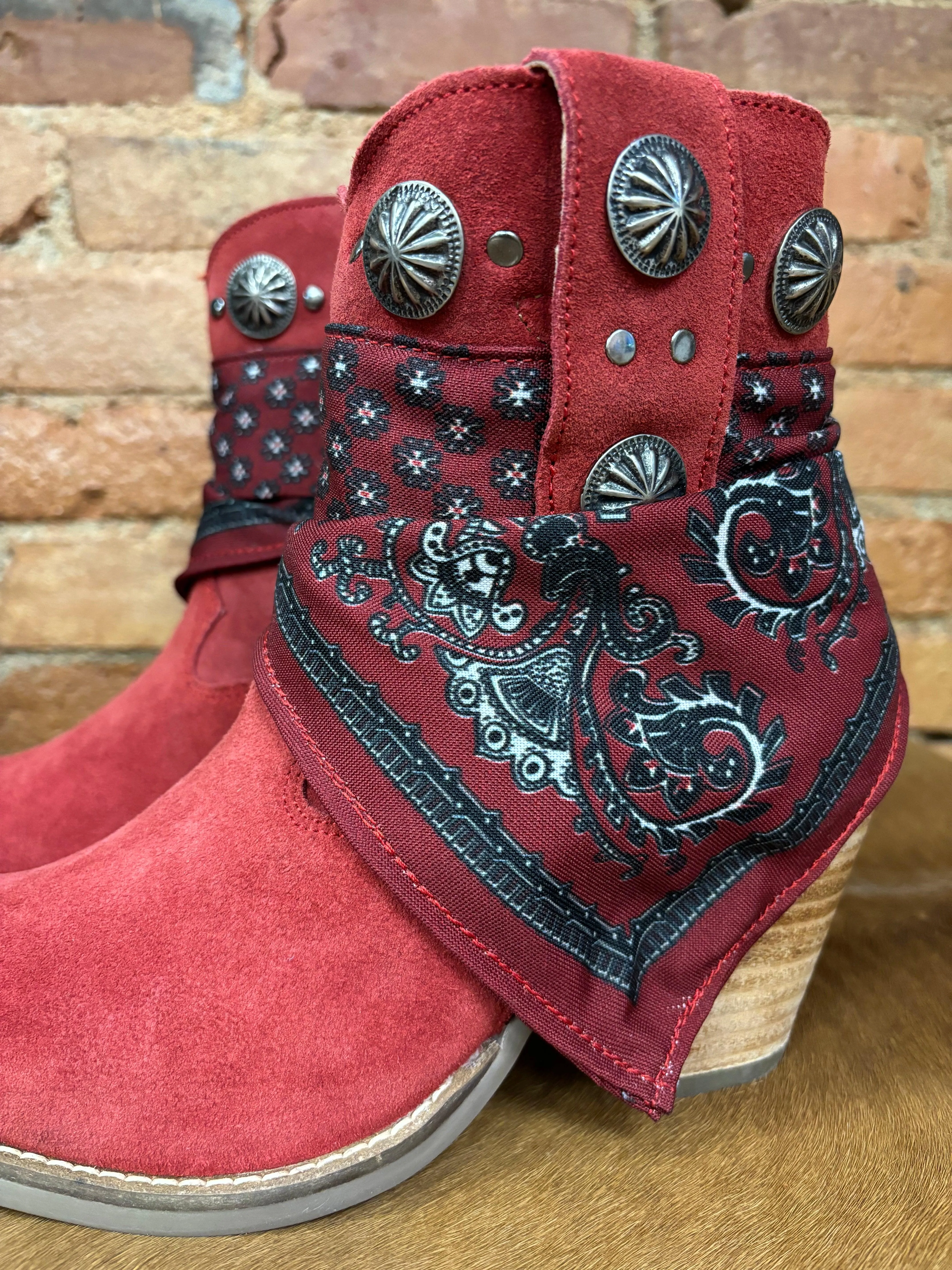 Dingo Women's Red Bandida Cowgirl Ankle Booties DI184-RED