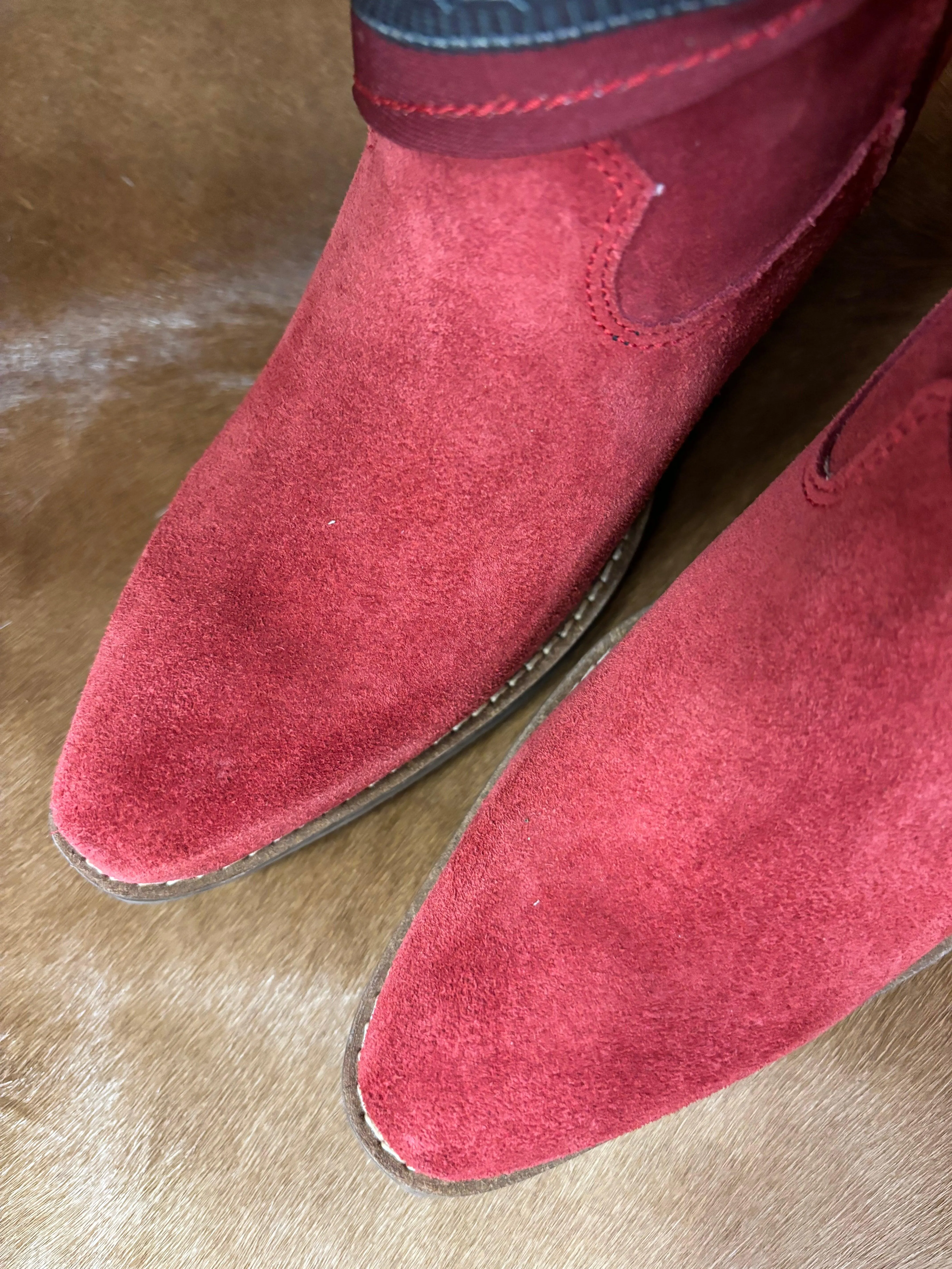 Dingo Women's Red Bandida Cowgirl Ankle Booties DI184-RED