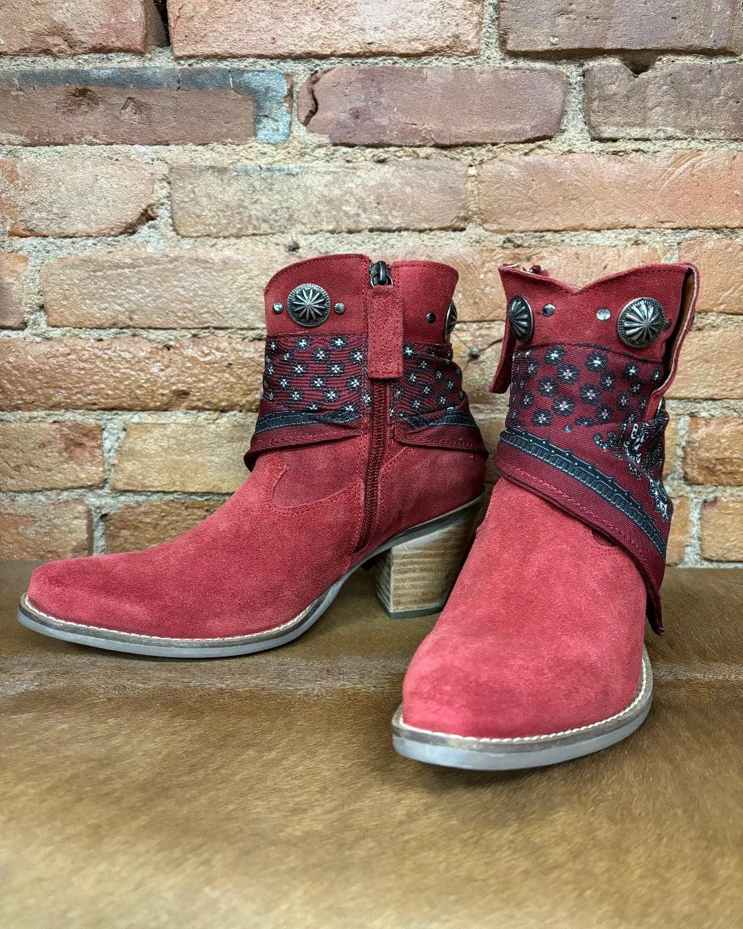 Dingo Women's Red Bandida Cowgirl Ankle Booties DI184-RED