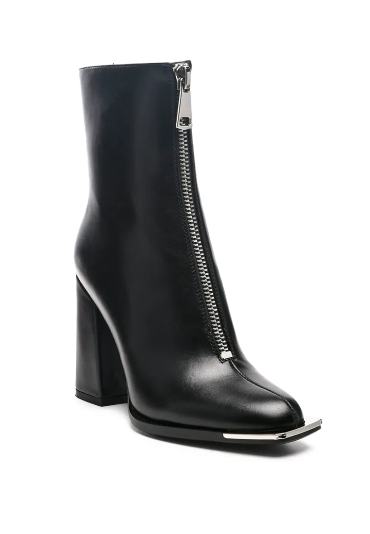 Flower Blade Almond Toe Ankle Boot