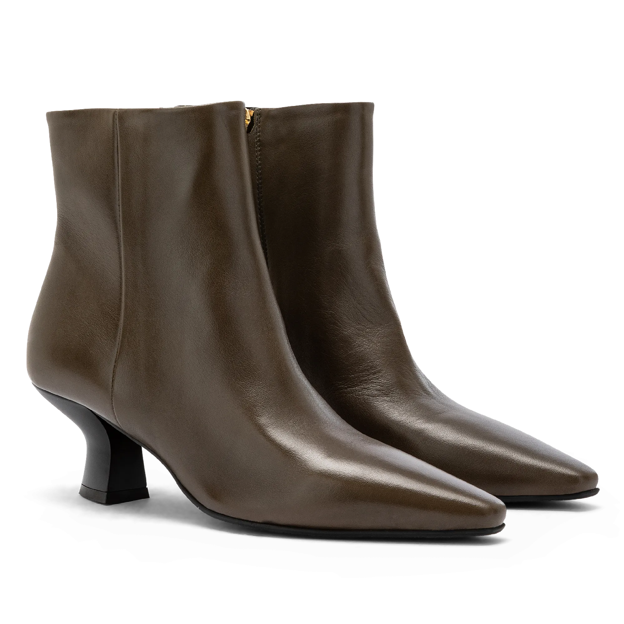 NEW NICOLE LOW